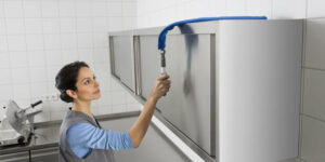 Oberfläche Staubwischen